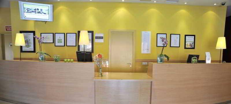 Travelodge Madrid Alcala De Henares Ngoại thất bức ảnh