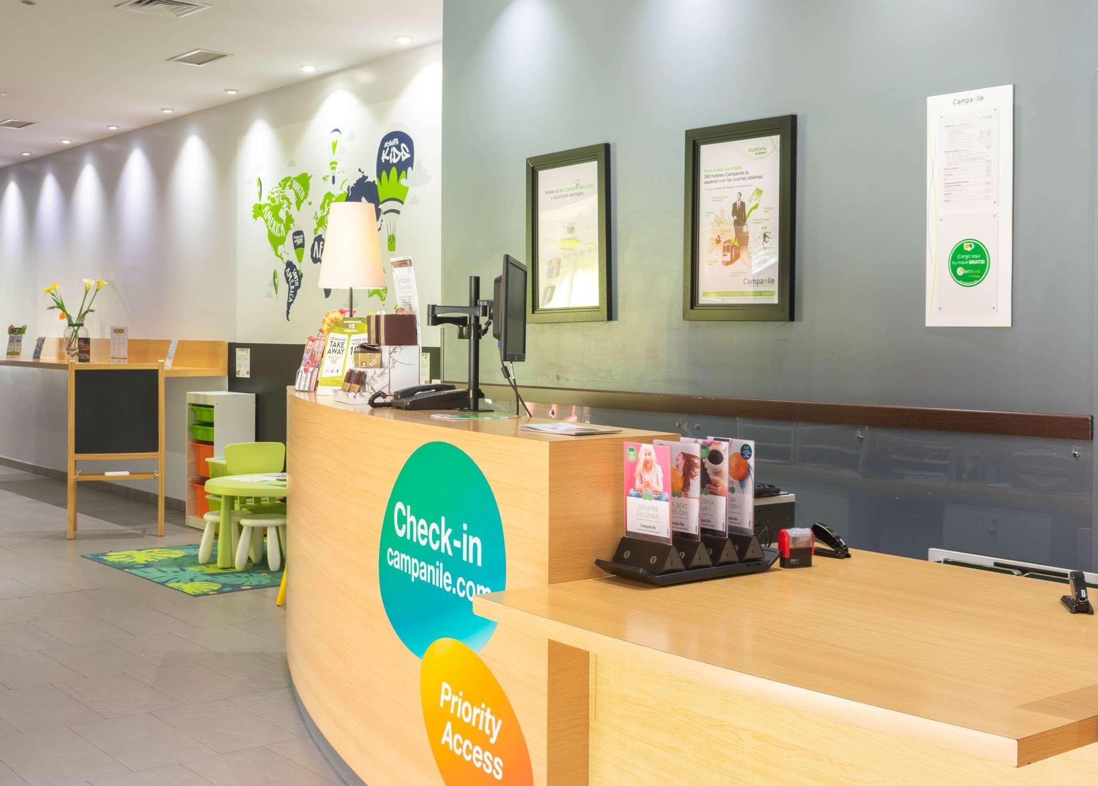 Travelodge Madrid Alcala De Henares Ngoại thất bức ảnh
