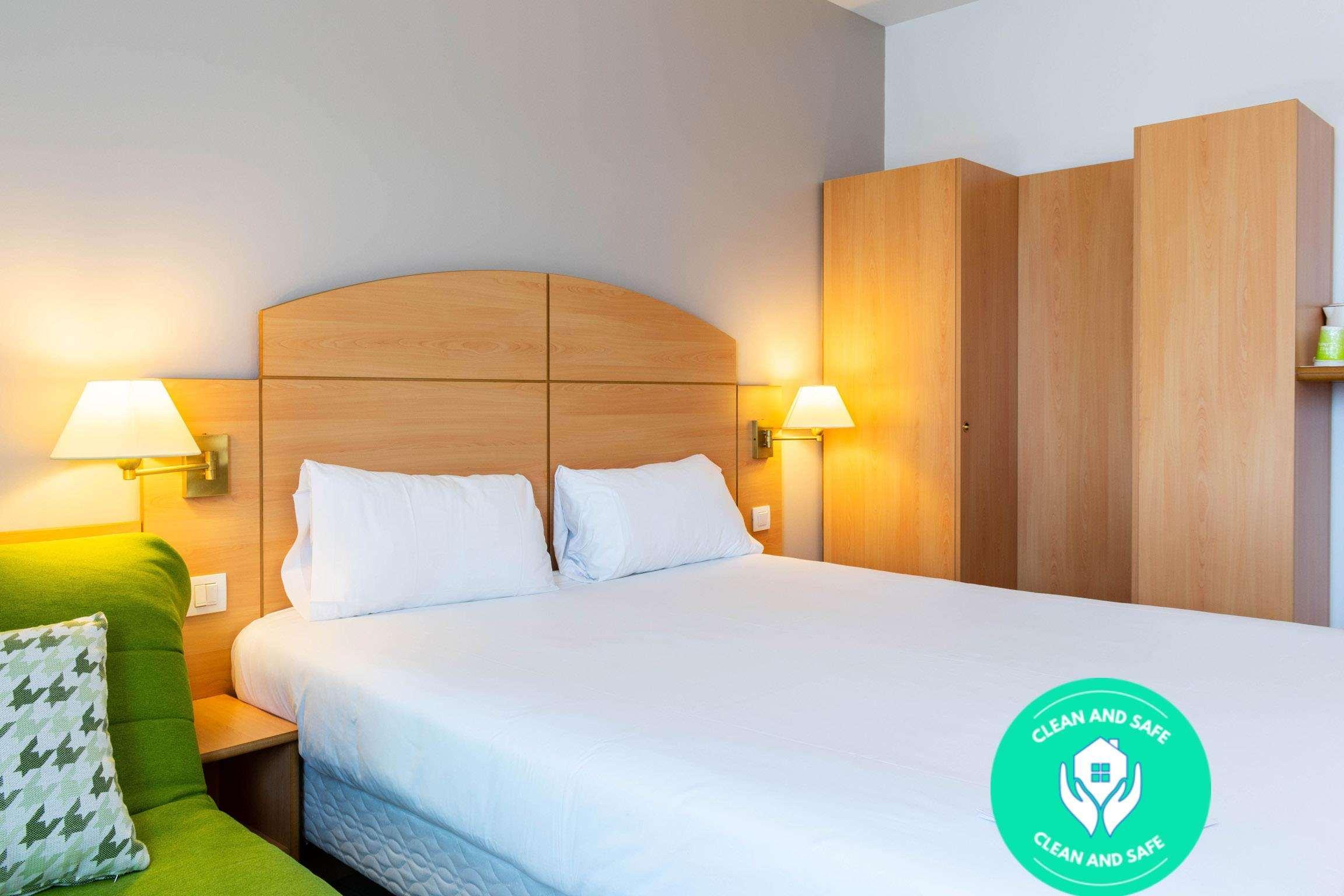 Travelodge Madrid Alcala De Henares Ngoại thất bức ảnh