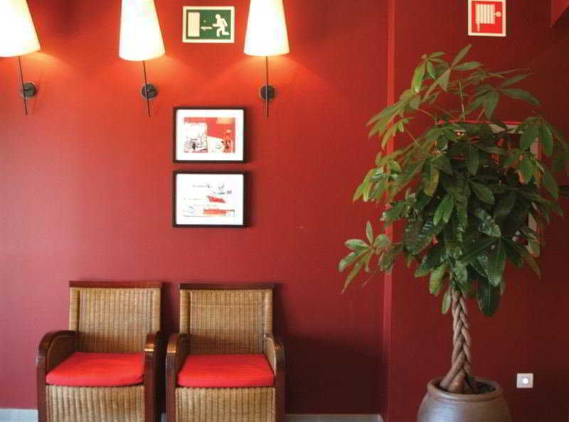 Travelodge Madrid Alcala De Henares Ngoại thất bức ảnh